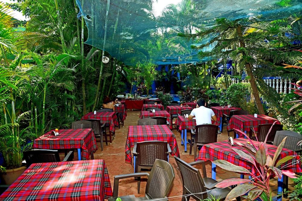 Villa Theresa Beach Resort Calangute Exterior photo