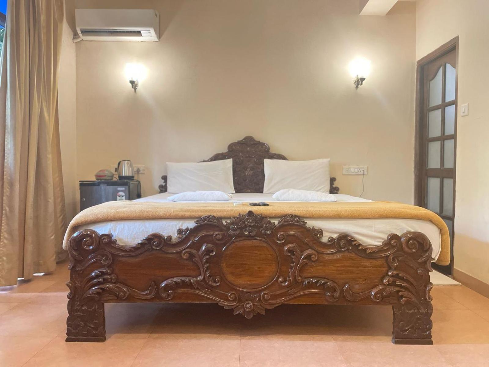 Villa Theresa Beach Resort Calangute Exterior photo