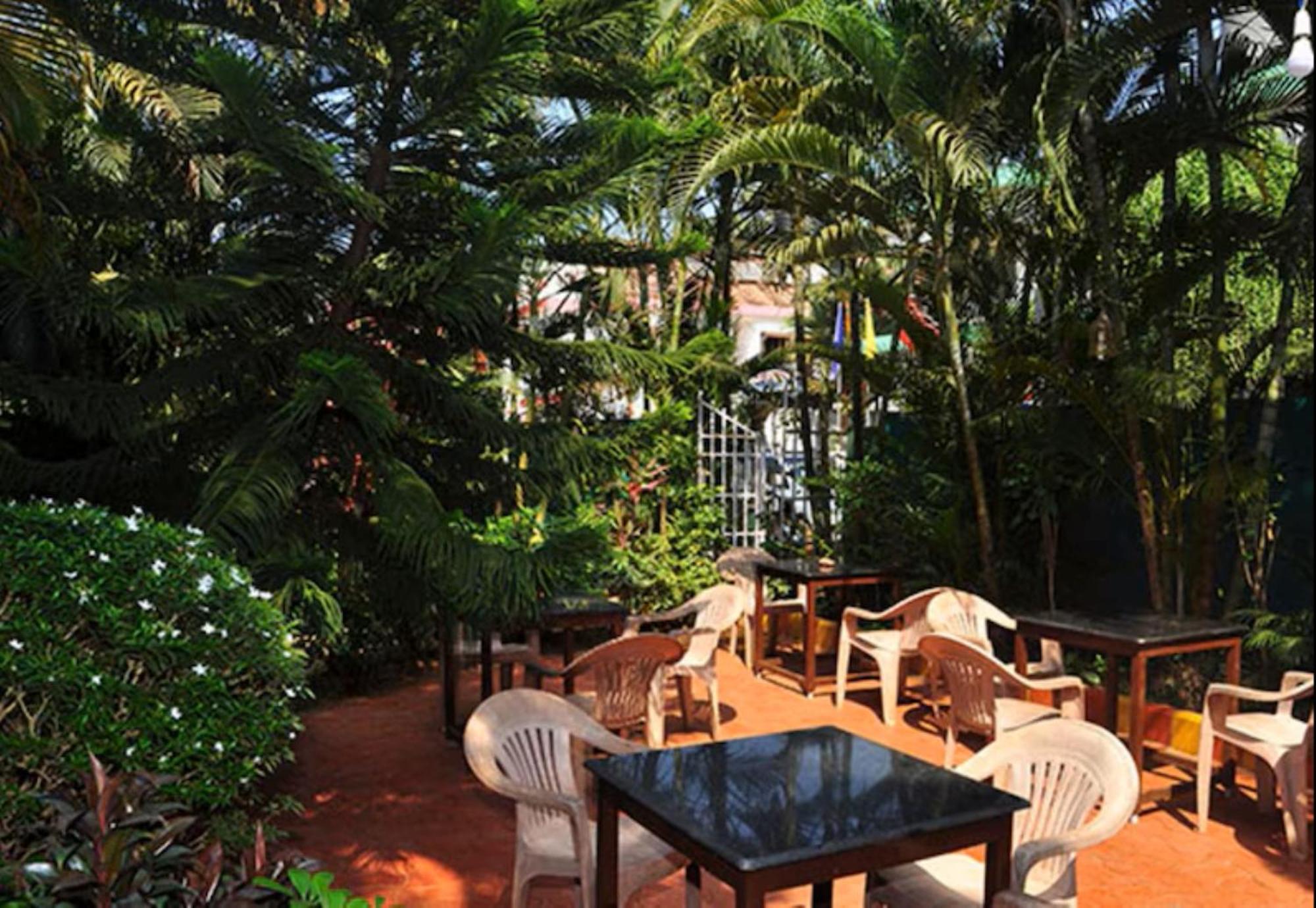 Villa Theresa Beach Resort Calangute Exterior photo