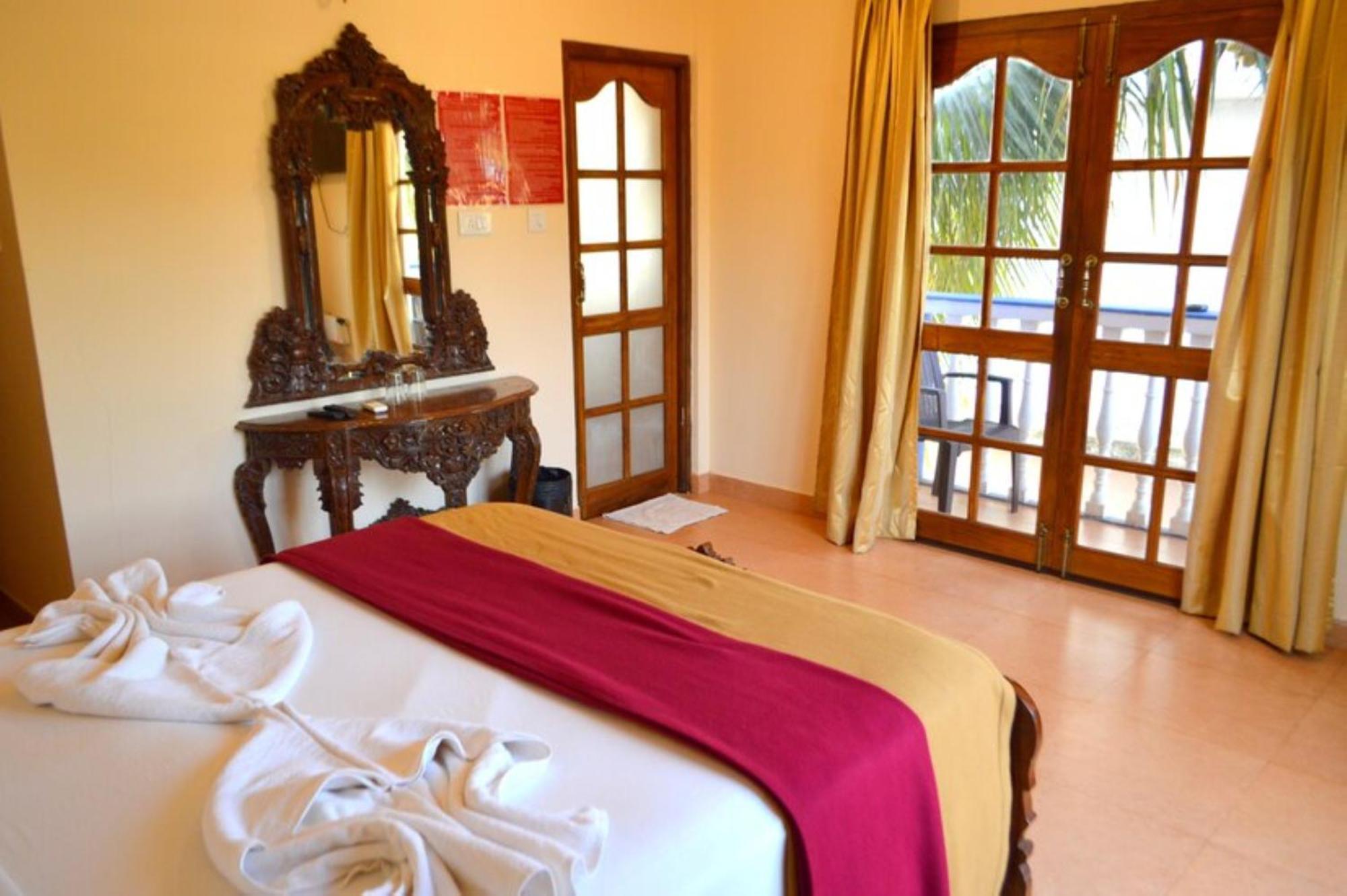 Villa Theresa Beach Resort Calangute Exterior photo
