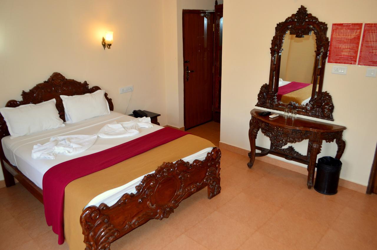 Villa Theresa Beach Resort Calangute Exterior photo