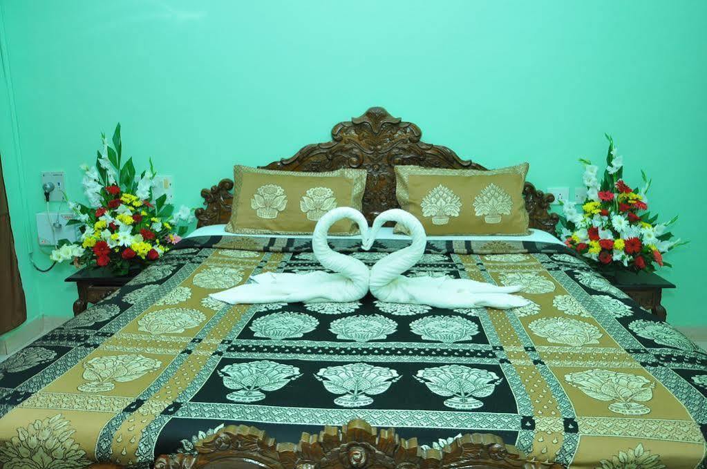 Villa Theresa Beach Resort Calangute Exterior photo