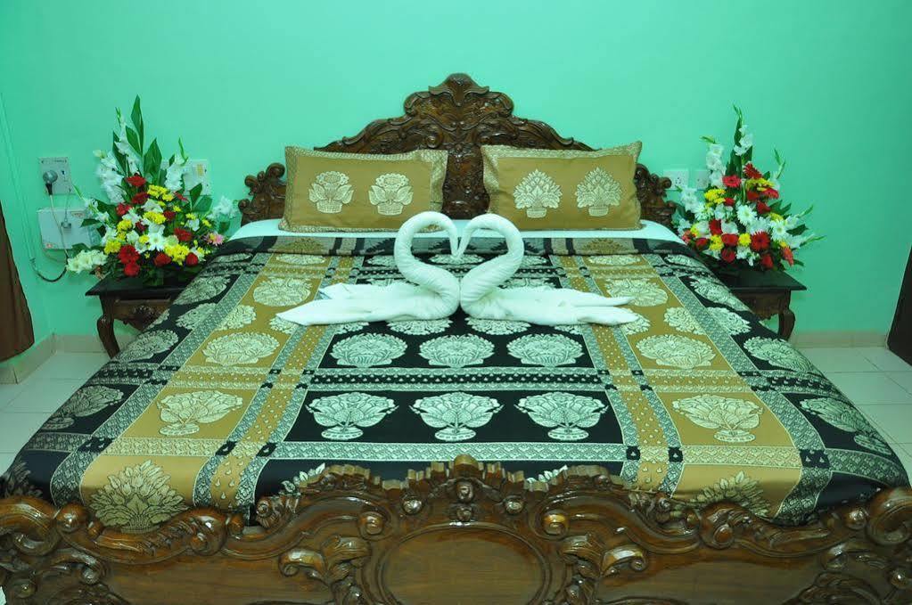 Villa Theresa Beach Resort Calangute Exterior photo